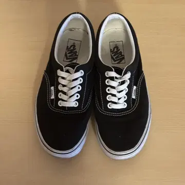 Vans 블랙 여성용 스니커즈 24.5cm
