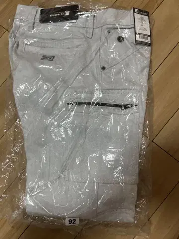 새상품 아이즈 프론티어 스트레치 카고 팬츠 7570 사이즈 92