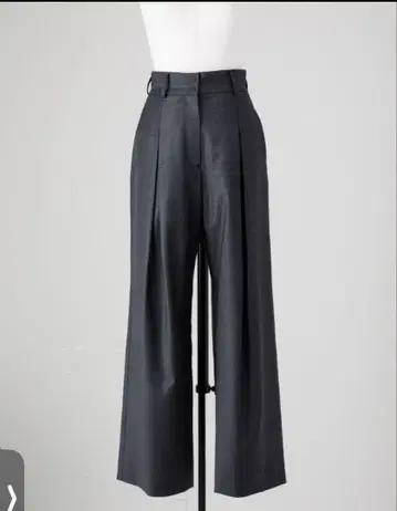 [ 새상품급 ] deres 12th Hazel/stem pants