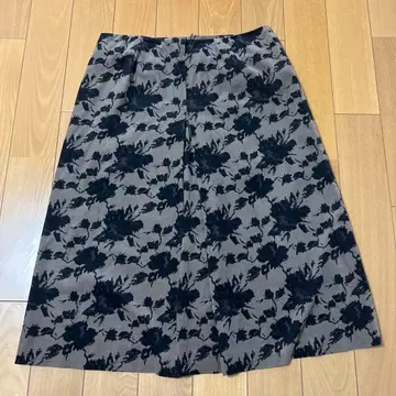 SCAPA 꽃무늬 무릎 기장 스커트