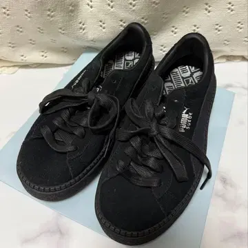 PUMA 푸마 스웨이드 블랙 스니커즈 플랫폼 트레이스