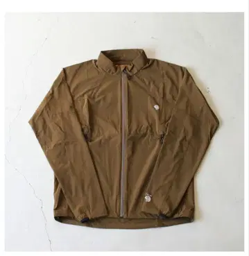새상품 마운틴 하드웨어 MOUNTAIN HARDWEAR 자켓