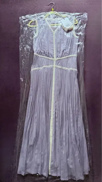 [ 새상품 ] Formentera Pleated Bicolor Dress