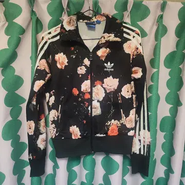 adidas originals 플라워 프린트 로즈 트랙 자켓