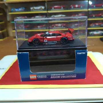 HASEMI TOMICA EBBRO 1/43 GT-R