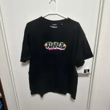 XLARGE 블랙 T셔츠 로고 프린트