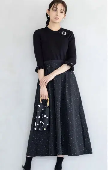 아메노치하레 푸치도트 도킹 니트 원피스