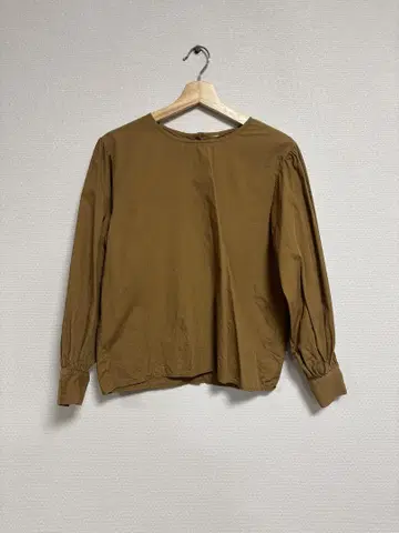 MAISON 브라운 긴팔 셔츠