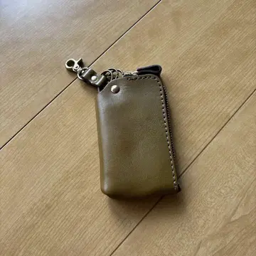 허츠 키케이스 올리브