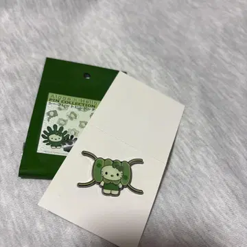오사카 만박 일본관 파빌리온 모 키티 핀 배지