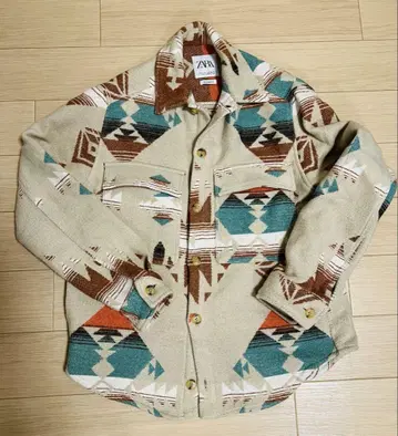 ZARA 기하학 패턴 셔츠 자켓