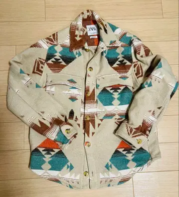 ZARA 기하학 패턴 셔츠 자켓