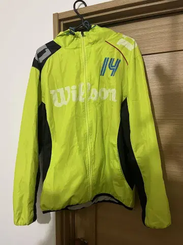 wilson 윌슨의 윈드브레이커 저지