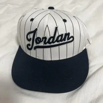 Jordan 스트라이프 캡 화이트/네이비