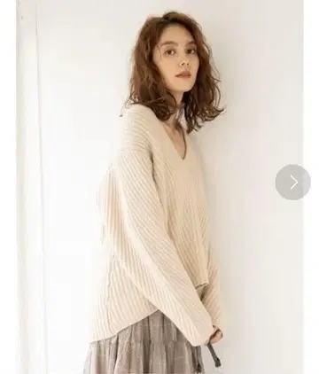 프레이 아이디 네이비 브이넥 니트