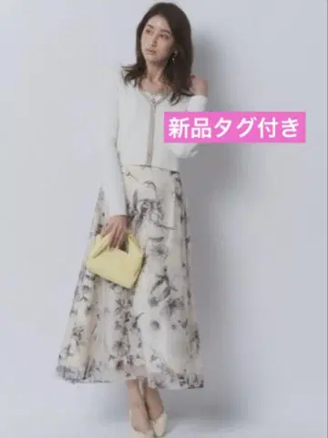 [ 택 포함 새상품 ] JUSGLITTY 시어 플라워 프린트 스커트