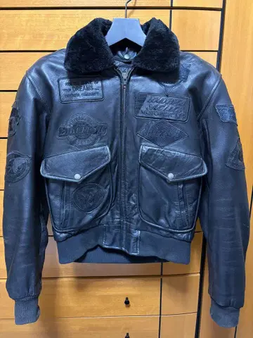 데그너 가죽 자켓