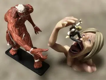 진격의 거인 가챠가챠 2점