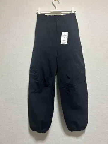 ATTACHMENT 블랙 와이드 팬츠