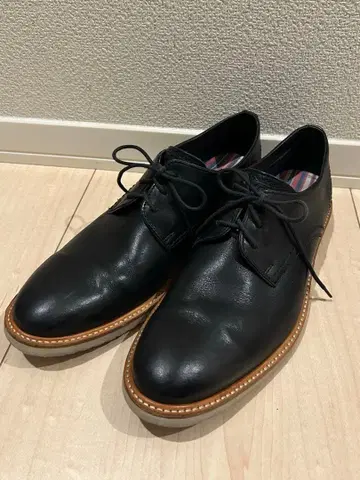 Clarks 블랙 가죽 비즈니스 구두