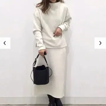 더블 페이스 백 지퍼 티셔츠 내로우 상하의 셋업 심플