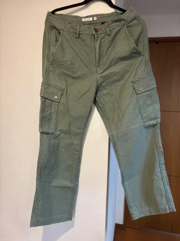 DRESSTIOR 카고 팬츠 70 올리브 그린
