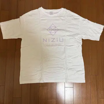 NiziU Make you happy 티셔츠