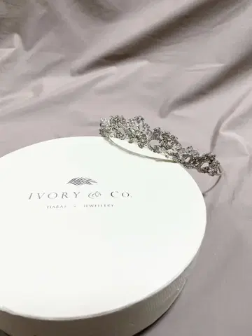 [퍼스트 오너] Ivory & Co. 티아라 Christiana