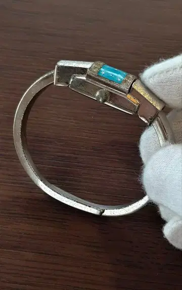 레어 챈들러 뱅글 워치 스위스산 여성용 손목시계 수동 와인딩 작동