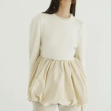 CLANE 도킹 파워 숄더 니트 탑스