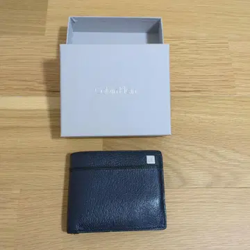Calvin Klein 이단 접이식 지갑 블랙