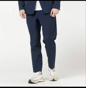 뉴발란스 슬림 테이퍼드 네이비