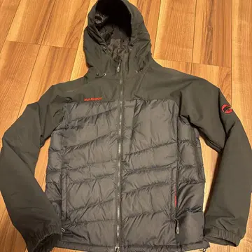 MAMMUT 다운 자켓 사이즈 ASIA L 사이즈