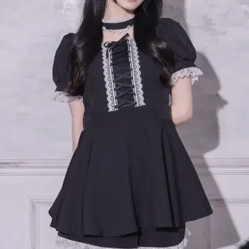 레이스업 초커 셋업 pium