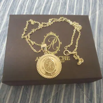 아발란체 목걸이