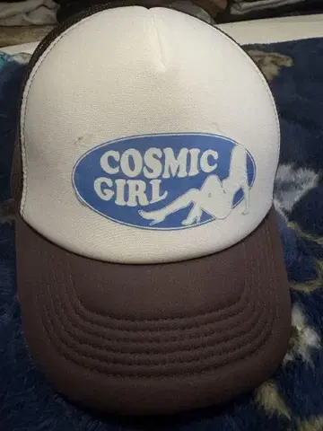 COSMIC GIRL 트래커 캡 메쉬 캡
