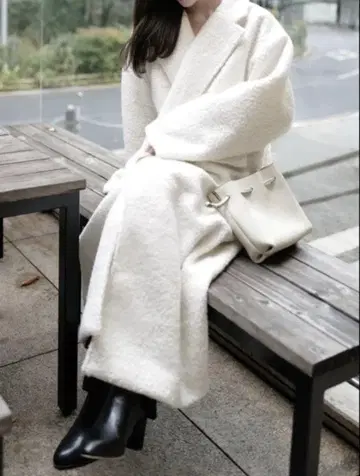 메종 셀론 부클 롱 오버 코트