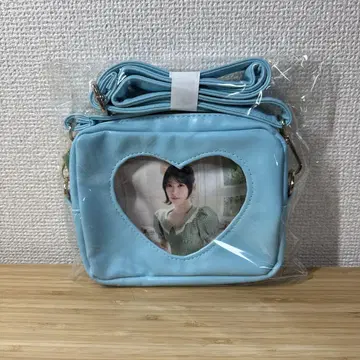 MOKA 모카 ILLIT 플래티넘 잡화 숄더 파우치