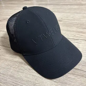 V.TWELVE 블랙 캡
