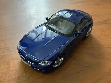 [레어] 교쇼 BMW Z4 M 쿠페 1/18 인텔라 고스 블루