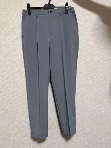 새상품급 UNITED TOKYO 그레이 슬랙스