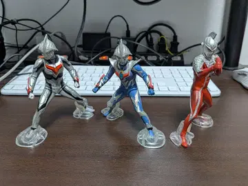 궁극의 루미너스 울트라맨 3체 세트