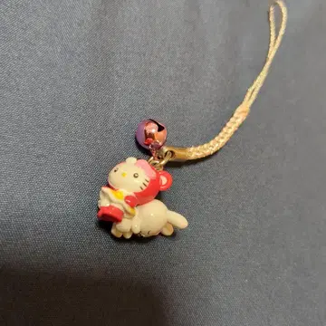 아키바 모에 키티 도쿄 한정판 아키하바라 모에루루부 버전 레어템입니다.