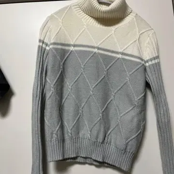 쿠미쿄쿠 스웨터