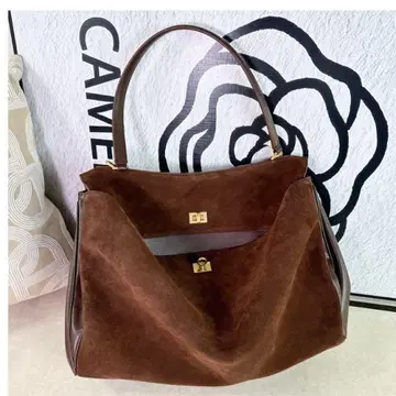 브라운 스웨이드 숄더백