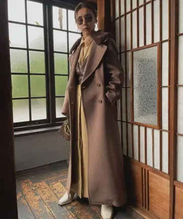 UND ELEGANT FUR COAT/Ameri VINTAGE