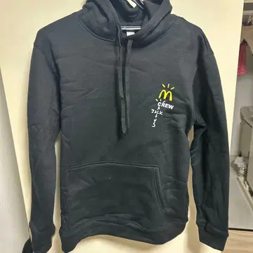 맥도날드 후드티 CACTUS 디자인 세일