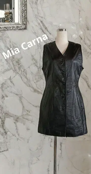 Mia Carna 미아카르나/램 가죽 롱 베스트*블랙