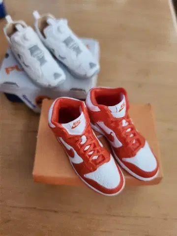 NIKE DUNK HIGH 스니커즈 가챠 반다이