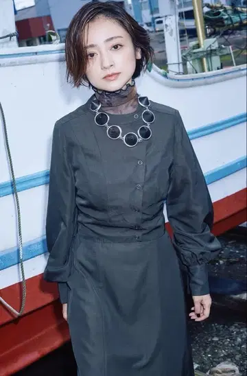 torico_wear 볼륨 슬리브 원피스 차콜 2022AW